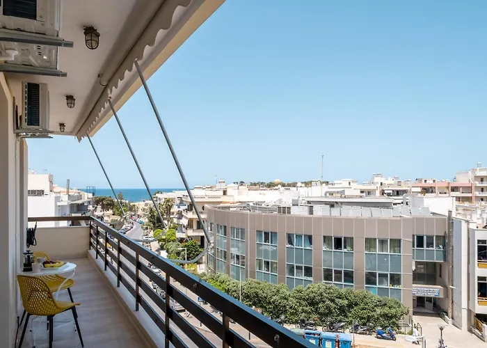 Nima 2, Modern-Style Apartment In The Heart Of Rethimno!